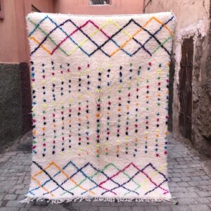 Beni Ourain teppene kan bestilles i ønsket mål, mønster og farge.