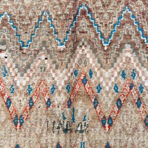 Unikt vintage berberteppe fra Marokko.